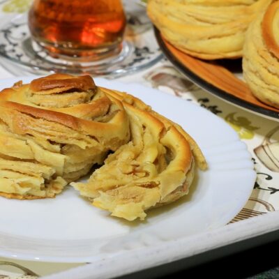 Тахинли чёрек — сладкие булочки с тахини - рецепт с фото