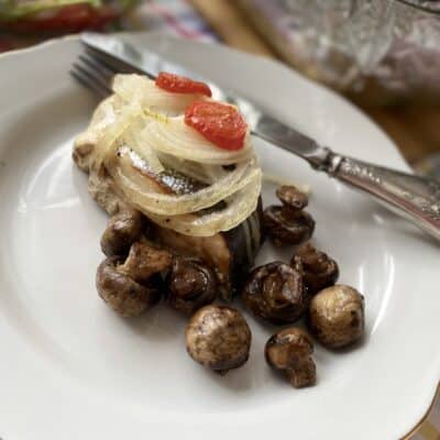 Горбуша с грибами - рецепт с фото