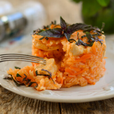 Рис с курицей и морковью - рецепт с фото