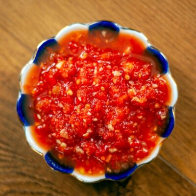 Аджика из помидоров - рецепт с фото