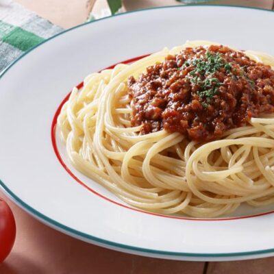Спагетти с соусом Болоньезе - рецепт с фото