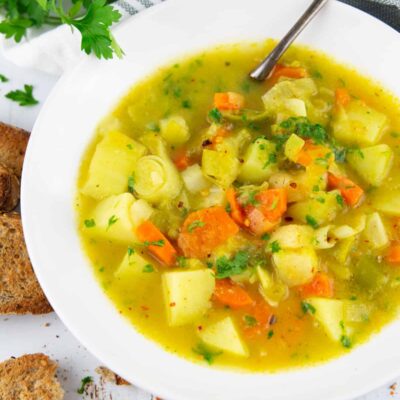 Густой овощной суп с сельдереем