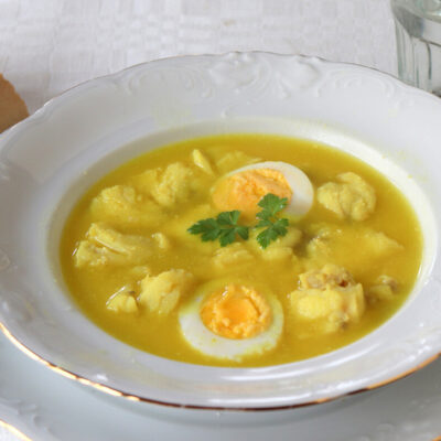 Рыбный суп с яйцом - рецепт с фото