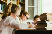 Школьникам будет проще сдать экзамены по русскому языку