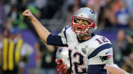 “Nunca diga nunca”: Tom Brady mantém porta aberta para retorno à NFL