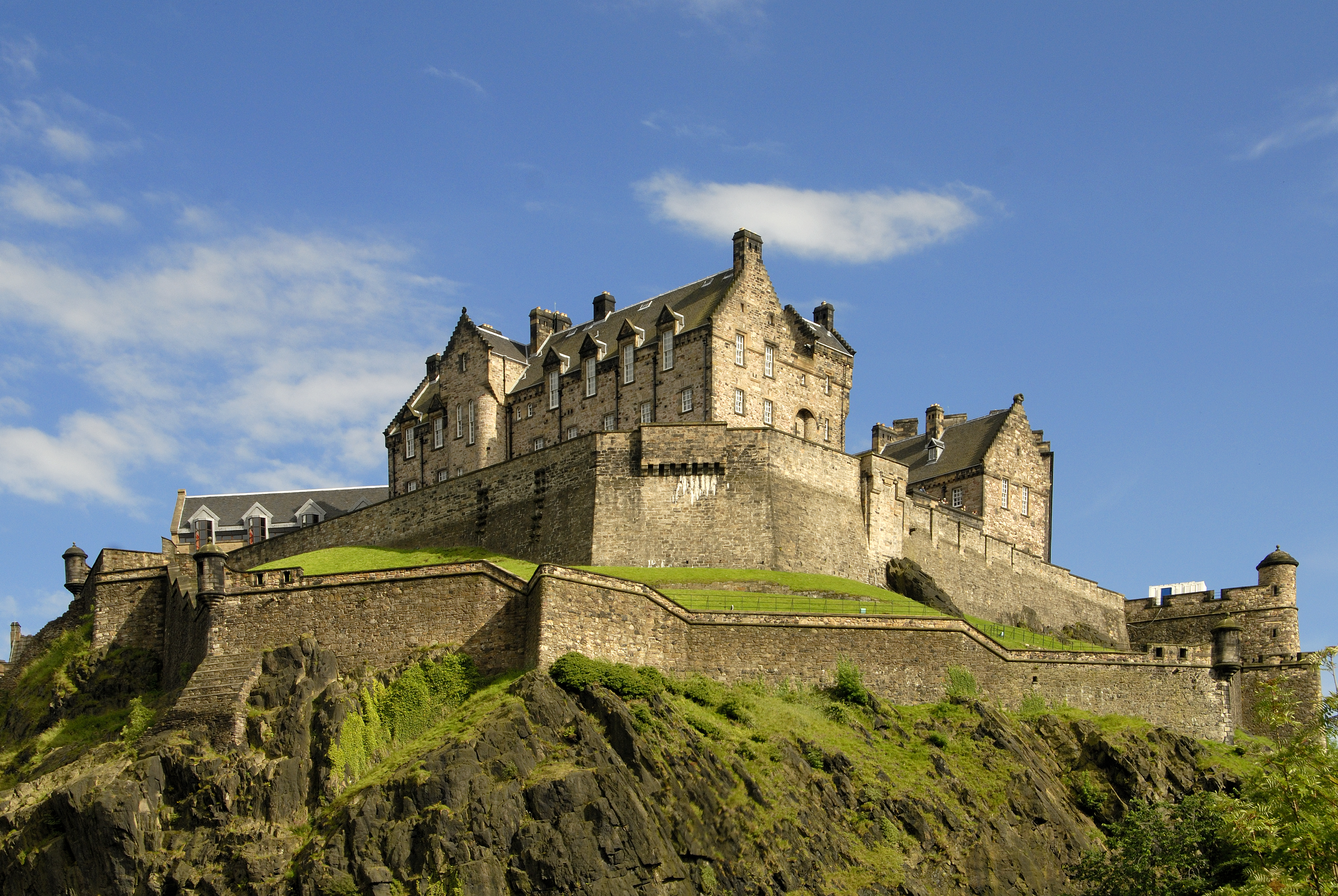 5 incredible day trips from Edinburgh that should be on your bucket list