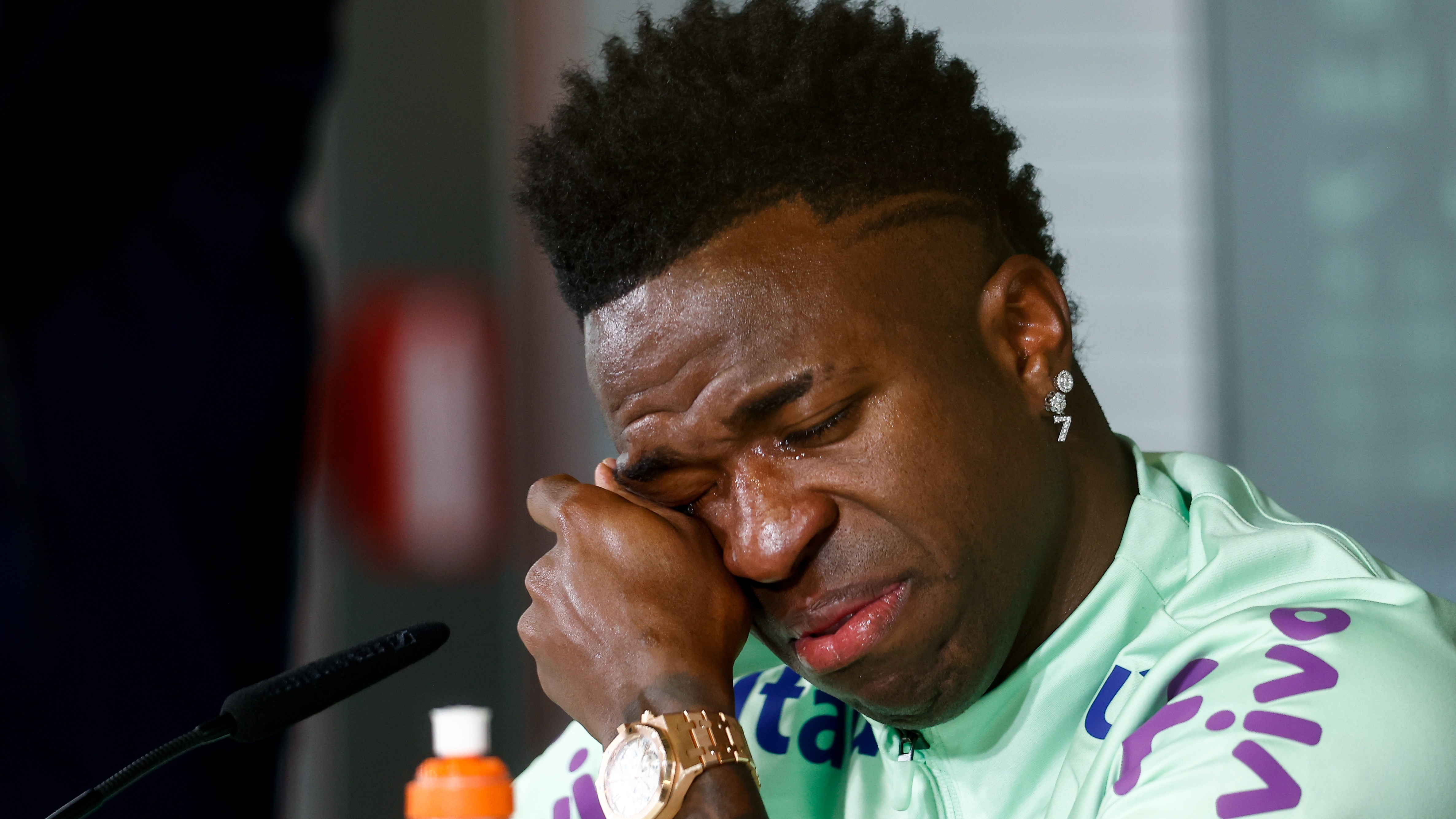 ‘I’m losing desire to play’ – Vinícius Jr breaks down over racist abuse