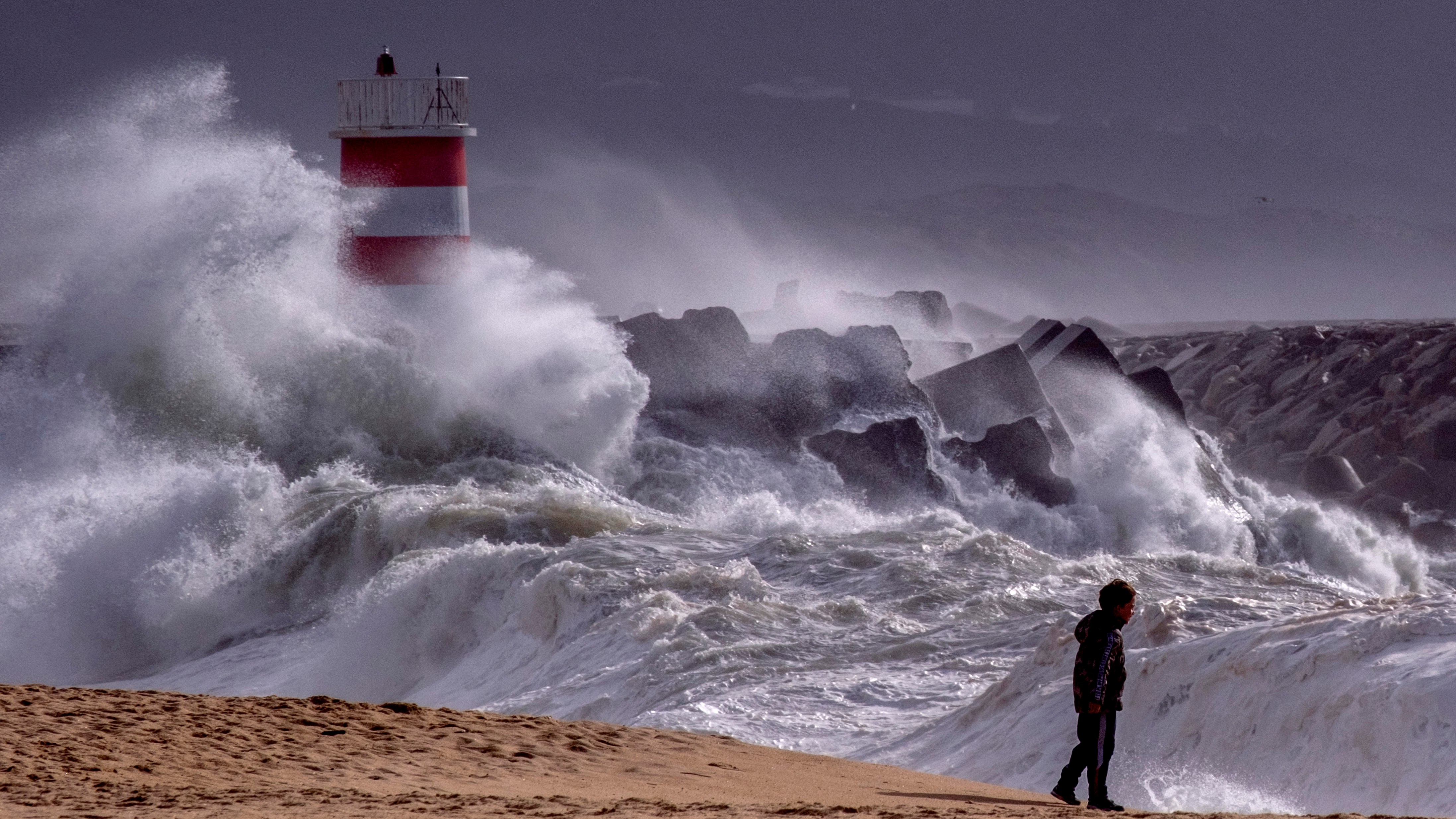 Residents of Nazare, Portugal, are accustomed to seeing powerful waves