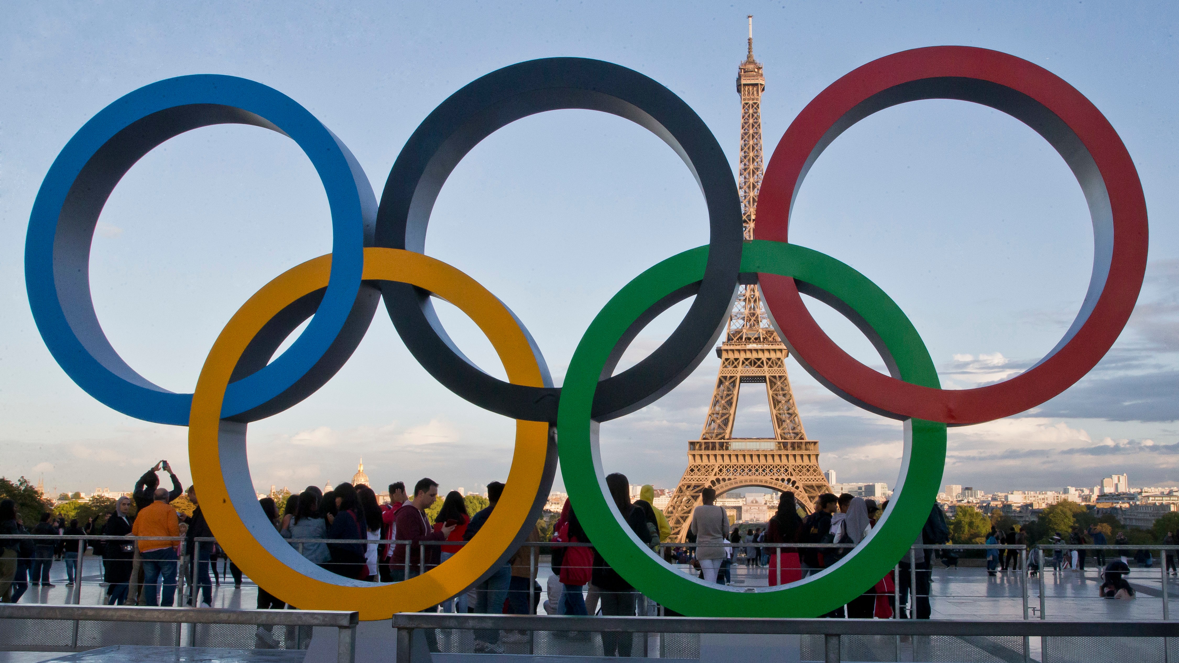 The government is now supporting the IOC’s stance on Russian and Belarusian athletes in Paris