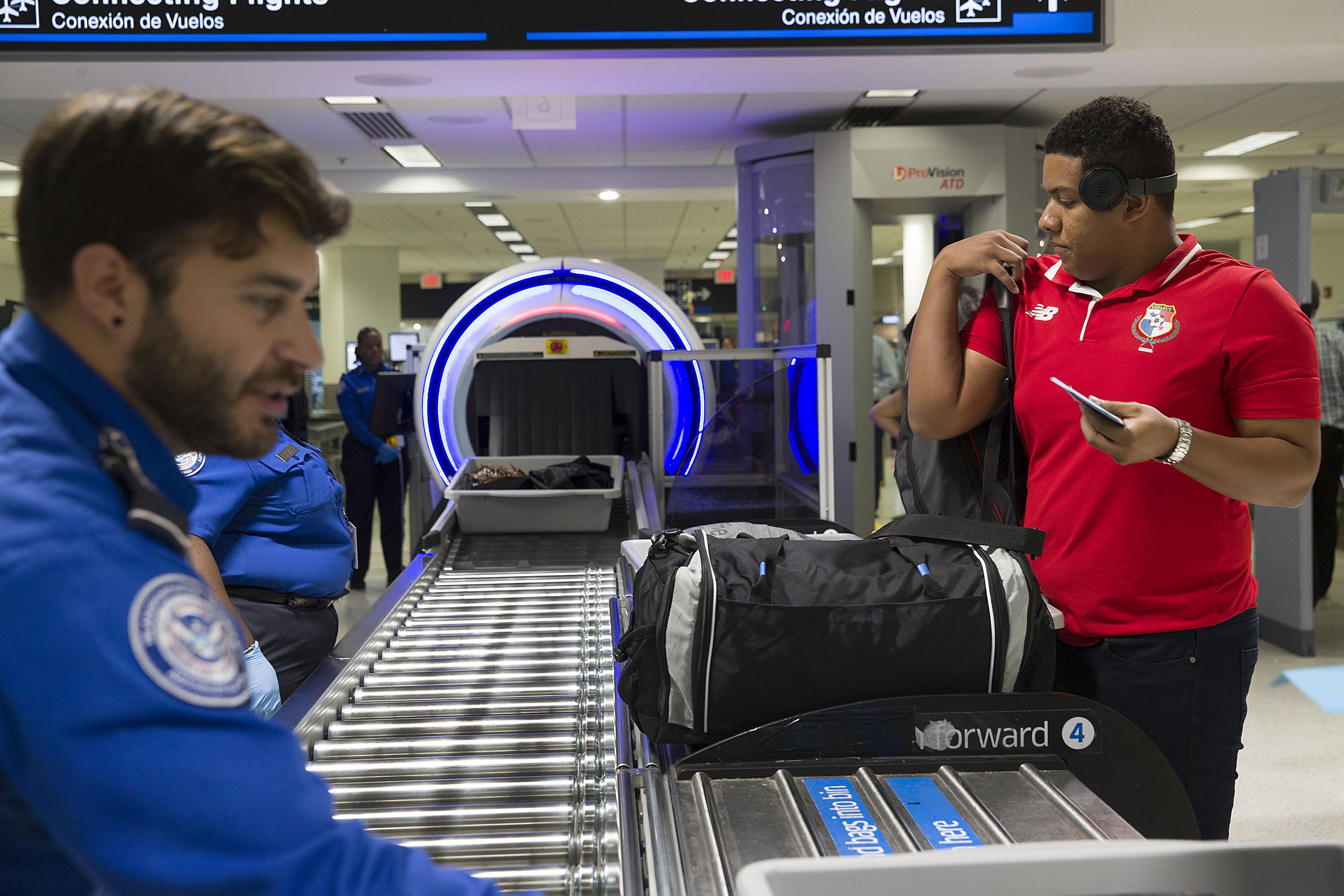 A 3D scanner in action at Miami international airport