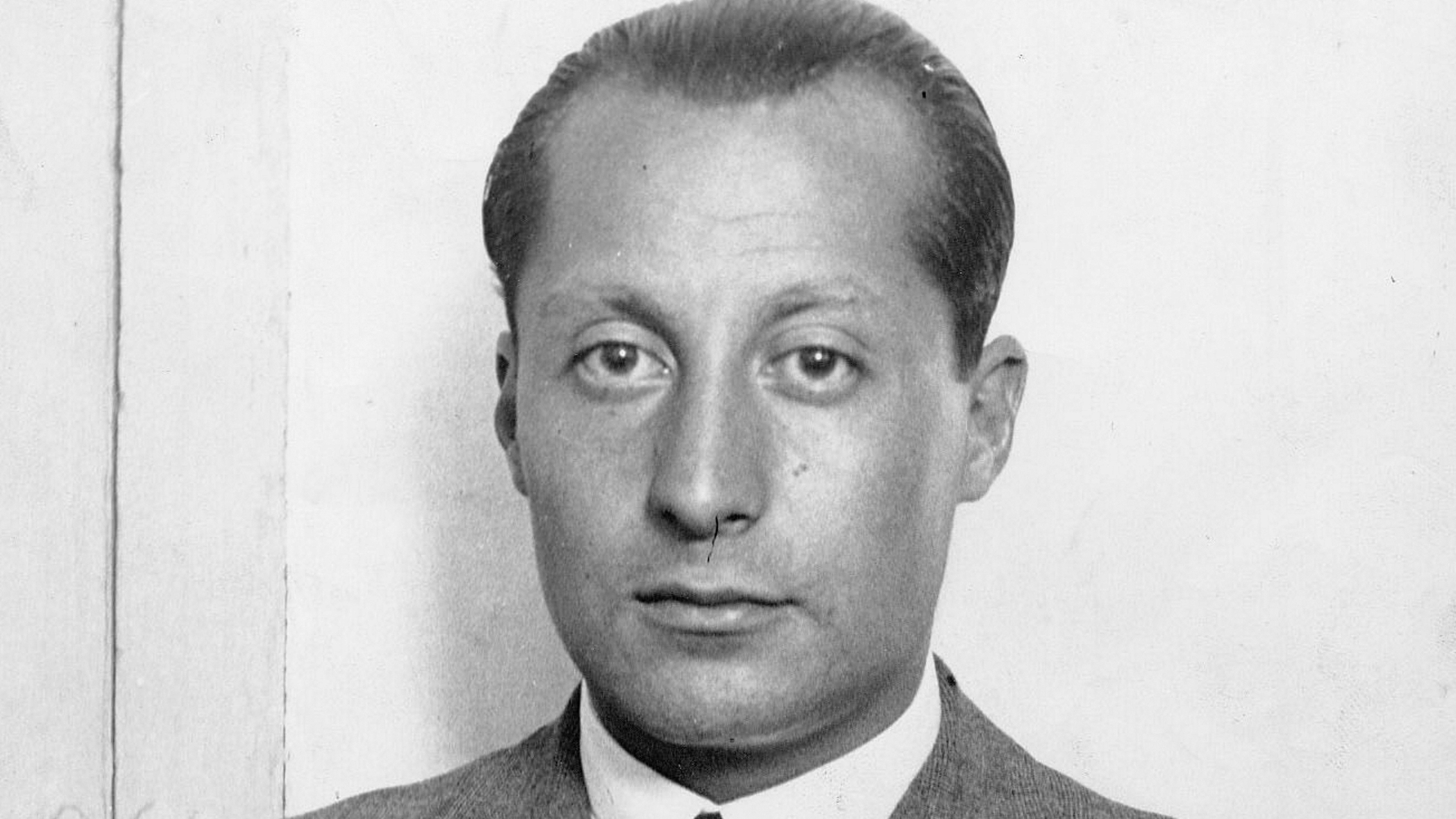 José Antonio Primo de Rivera was first buried in a mass grave at his place of execution in Alicante