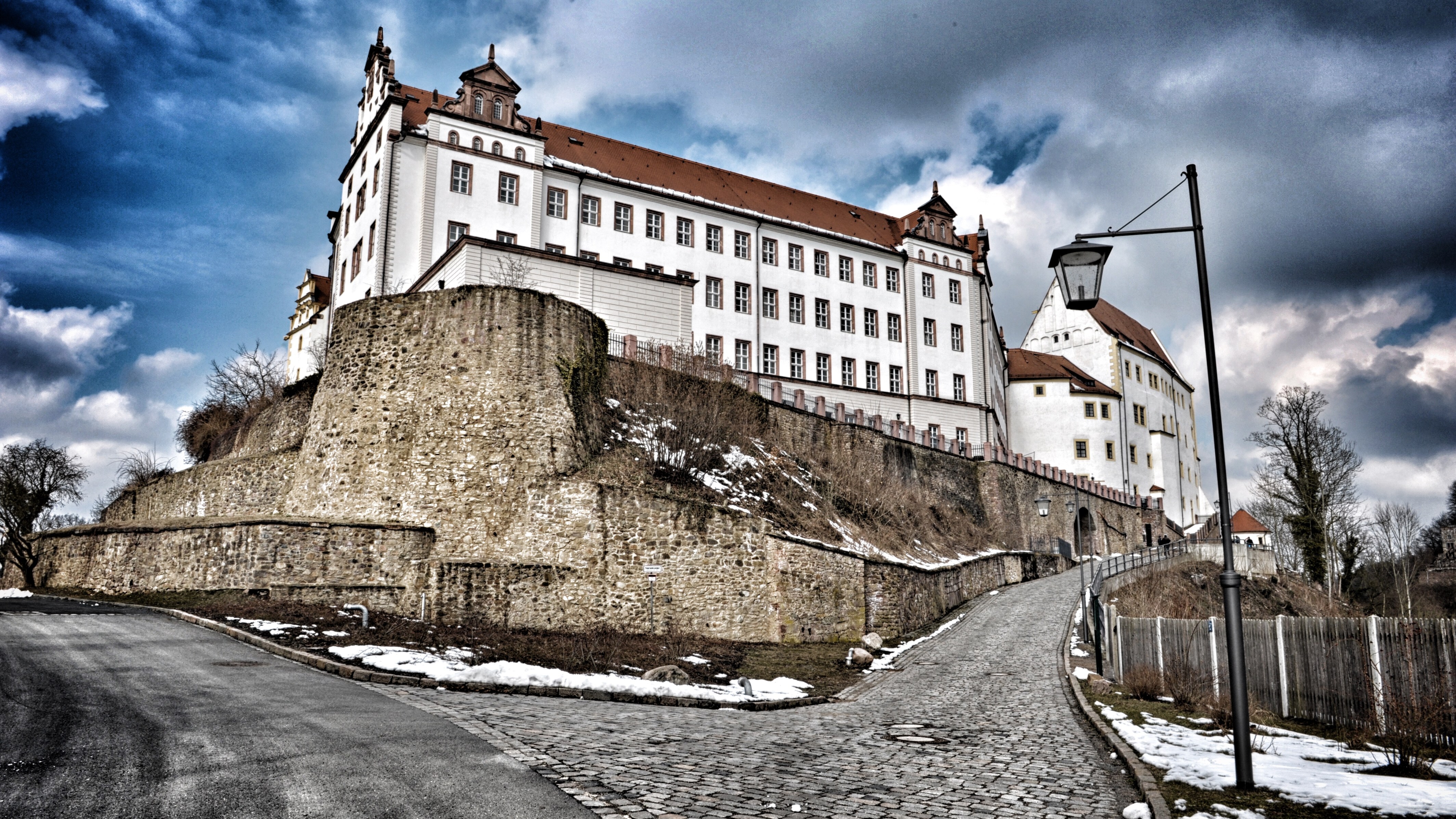 Colditz Castle: Second World War ‘escape academy’ to reopen