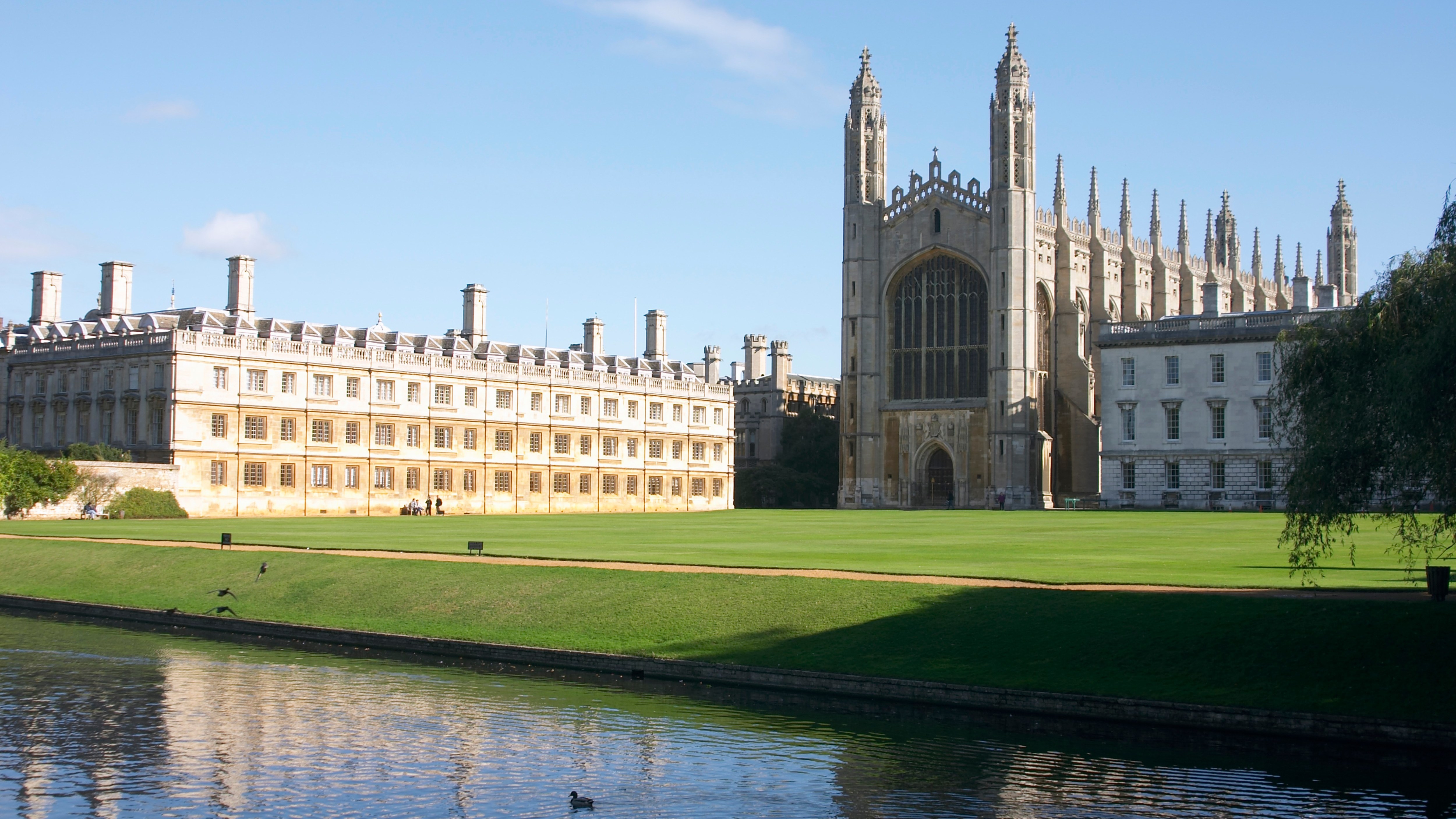 Cambridge University ditches target for state school students