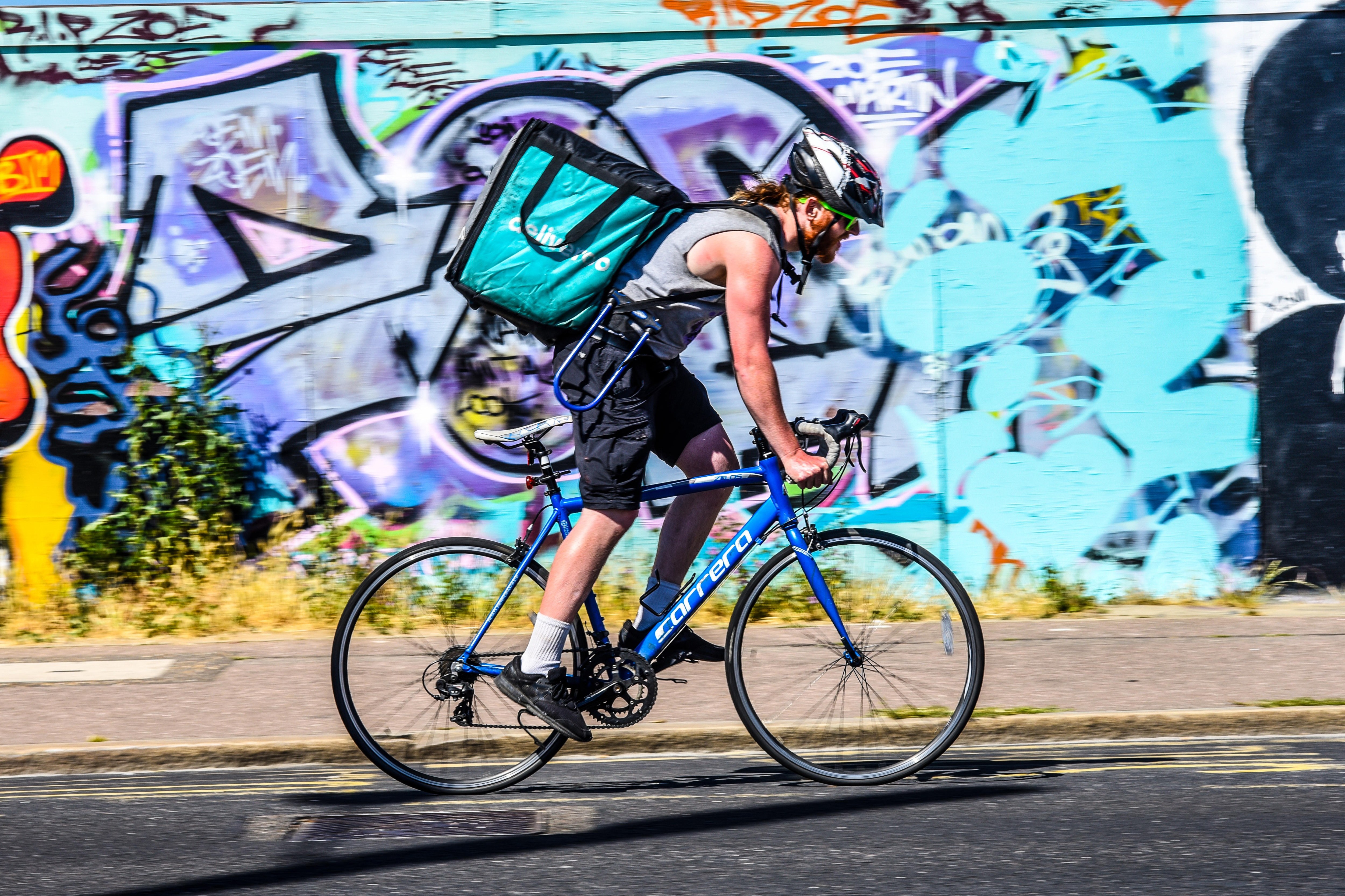 Virtual Deliveroo driver is tracking workers’ earnings