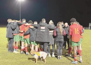 Holyport head to Ardley United hoping results go their way for a play-off finish