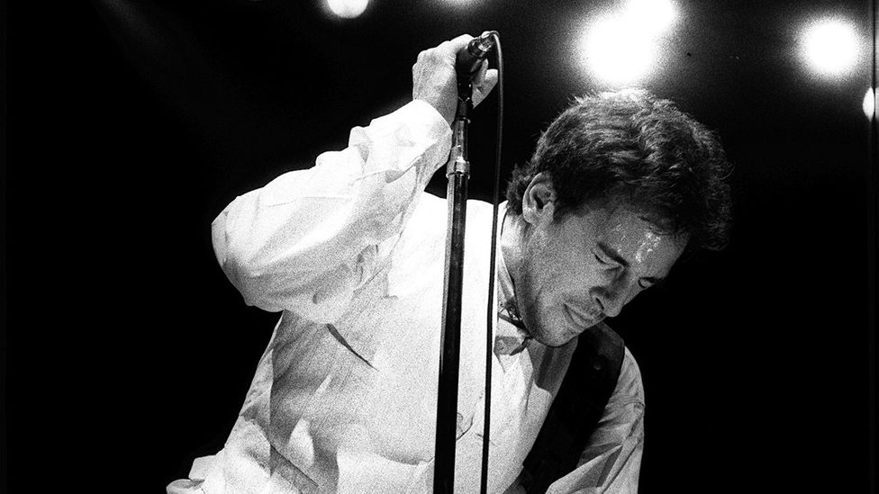 Bruce Springsteen at Worcester Centrum, 1988 (Credit: Stan Grossfeld/Getty Images)